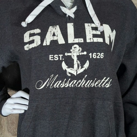 Bay State Gear Salem Massachusetts Dark Gray Hooded Pullover Woman's Size Small - Picture 5 of 13
